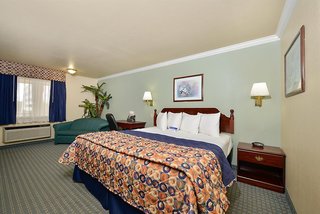 Americas Best Value Inn Houston Hobby Airport,Houston County>>Houston,2 star