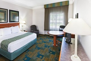 La Quinta Inn & Suites Bush Intercontinental,George Bush Intercontinental Airport>>Downtown Houston,3 star