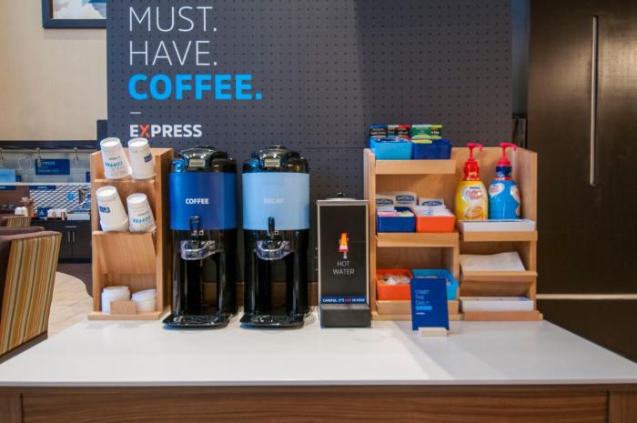 holiday inn express and suites houston north intercontinental by ihg