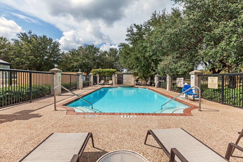 champions club and hotel houston westchase