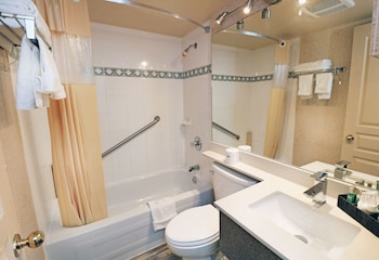 divya sutra suites on robson downtown vancouver