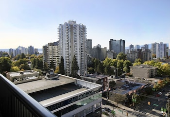 divya sutra suites on robson downtown vancouver