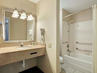 hotel 7 inn paducah