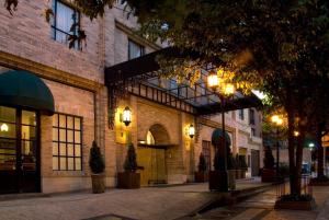 Embassy Suites By Hilton Bogota - Rosales,Bogotá>>Bogota,4 star