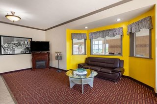 super 8 by wyndham big rapids