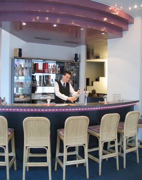 hotel mirage neuss ex proventhotel