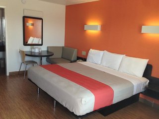 Motel 6 Mount Pleasant, Tx,Mount Vernon>>Mount Pleasant,2 star