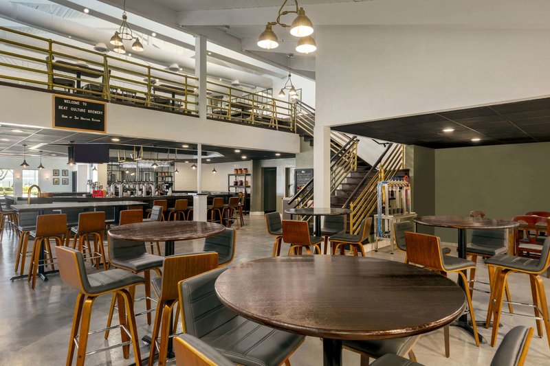 envision hotel miami international airport