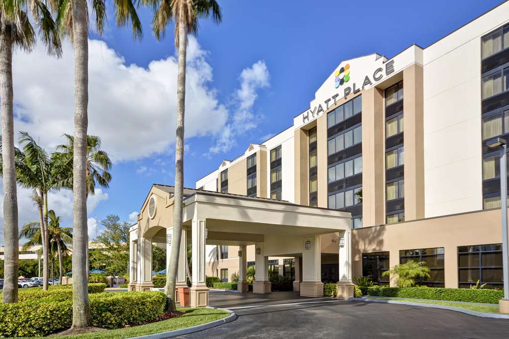 hyatt place miami airport west doral