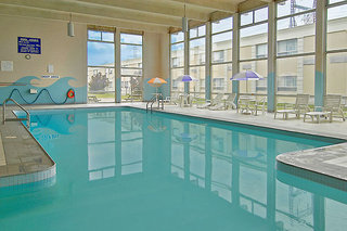 Ramada By Wyndham London,Ontario>>London,3 star