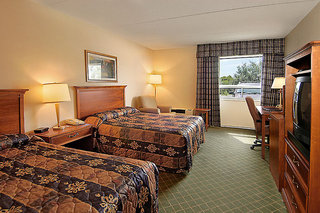 Ramada By Wyndham London,Ontario>>London,3 star