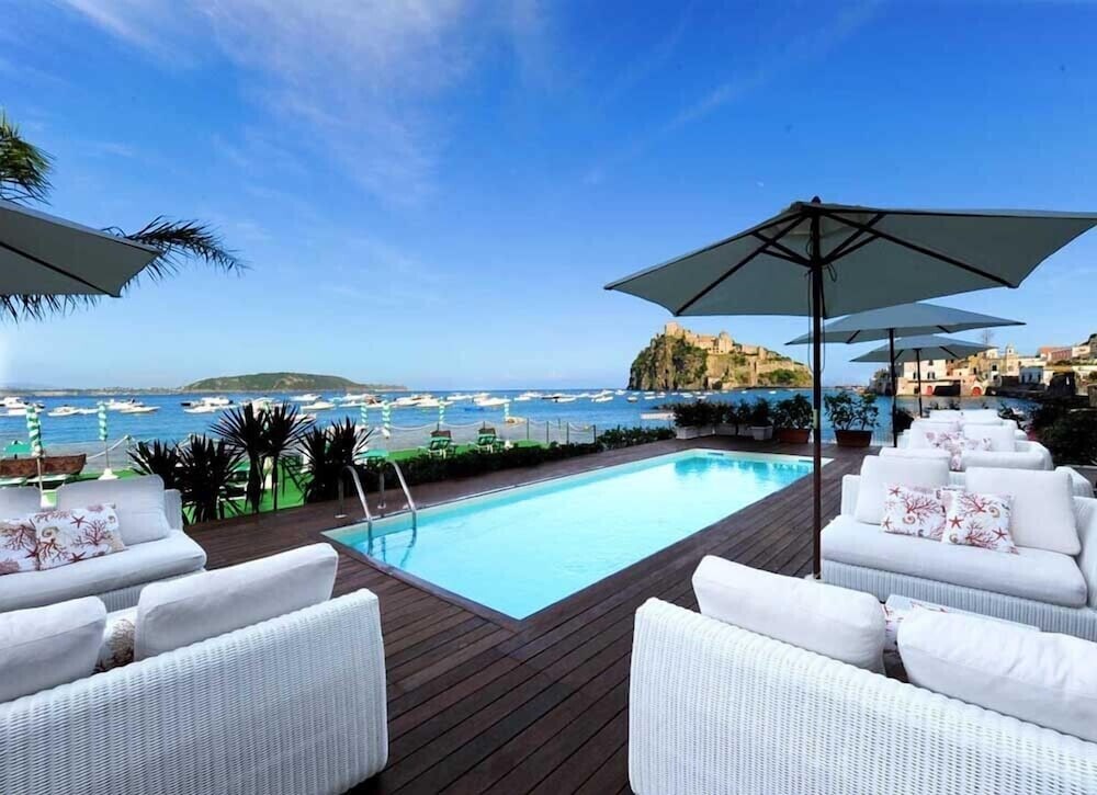 miramare e castello hotel