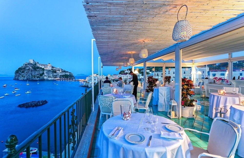 miramare e castello hotel
