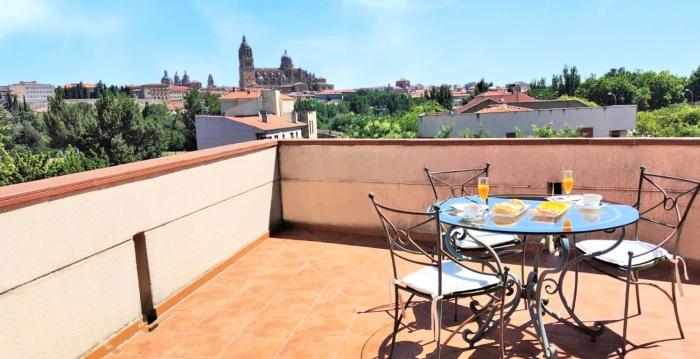 hotel ele puente romano