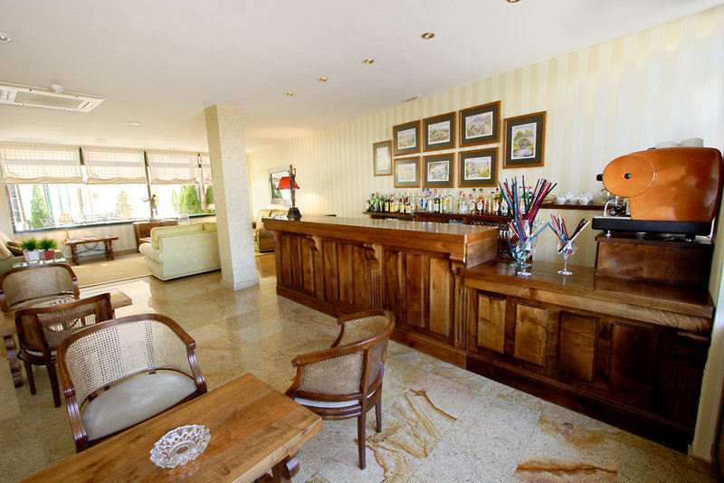 hotel ele puente romano