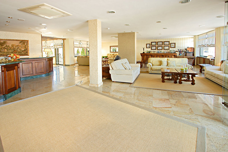 hotel ele puente romano