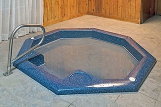 Travelodge By Wyndham Beckley,Near Raleigh General Hospital,2 star