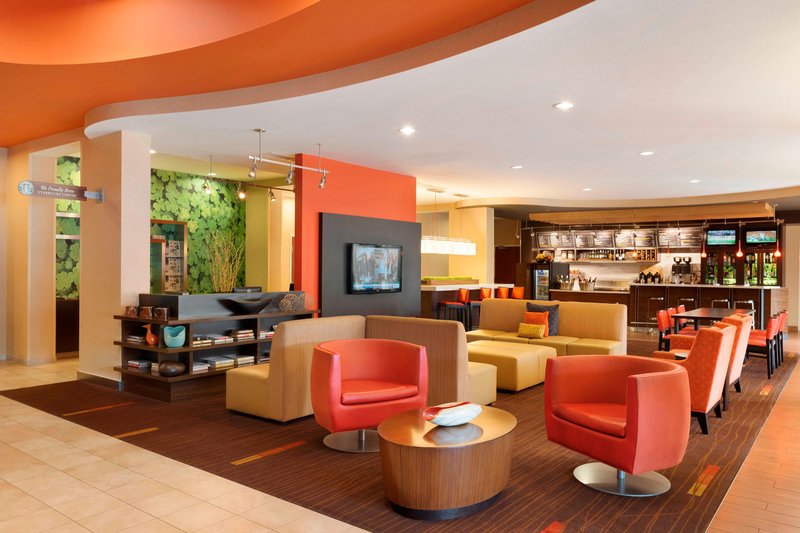 Courtyard By Marriott Peoria