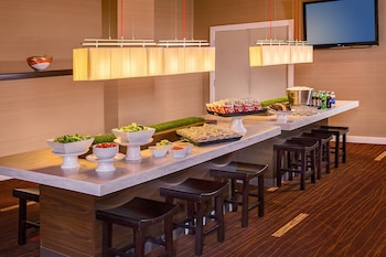 courtyard by marriott arlington crystal city reagan national