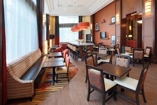hampton inn and suites arlington crystal city dca