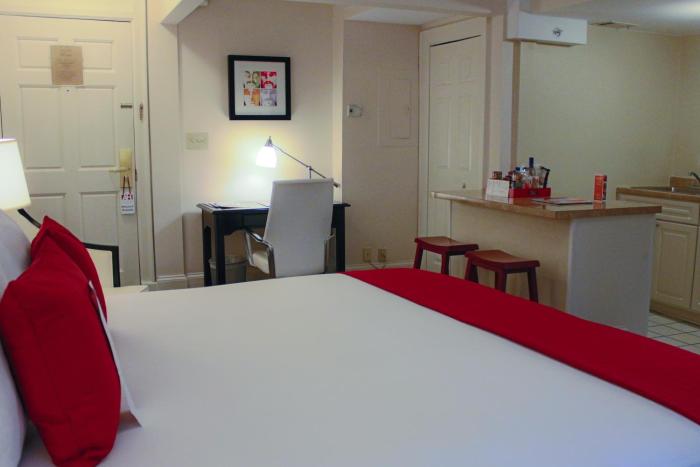 the artmore hotel closed