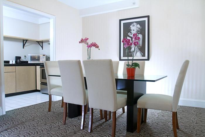 the artmore hotel closed