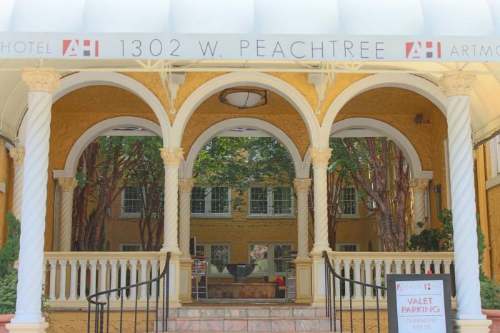 the artmore hotel closed