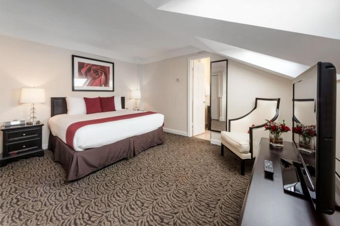 the artmore hotel closed