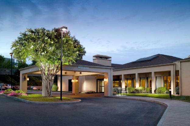 courtyard by marriott atlanta windy hill ballpark