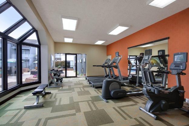 courtyard by marriott atlanta windy hill ballpark