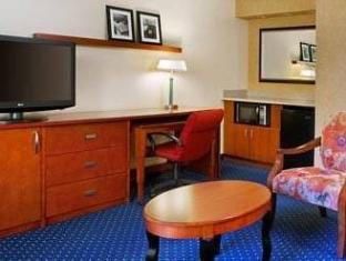 courtyard by marriott atlanta windy hill ballpark