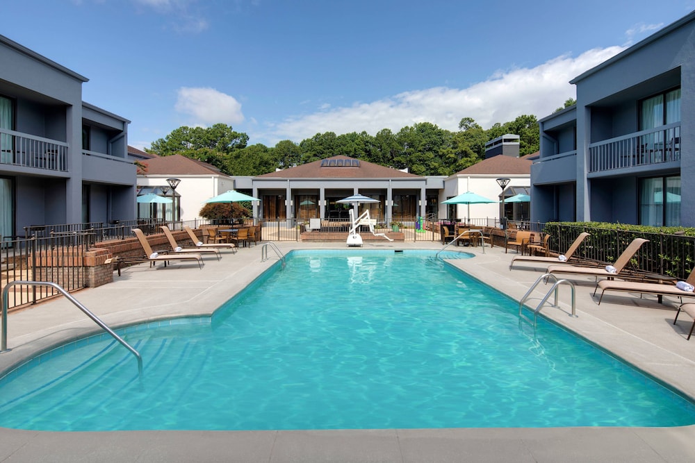 courtyard by marriott atlanta windy hill ballpark