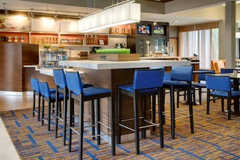 courtyard by marriott atlanta windy hill ballpark