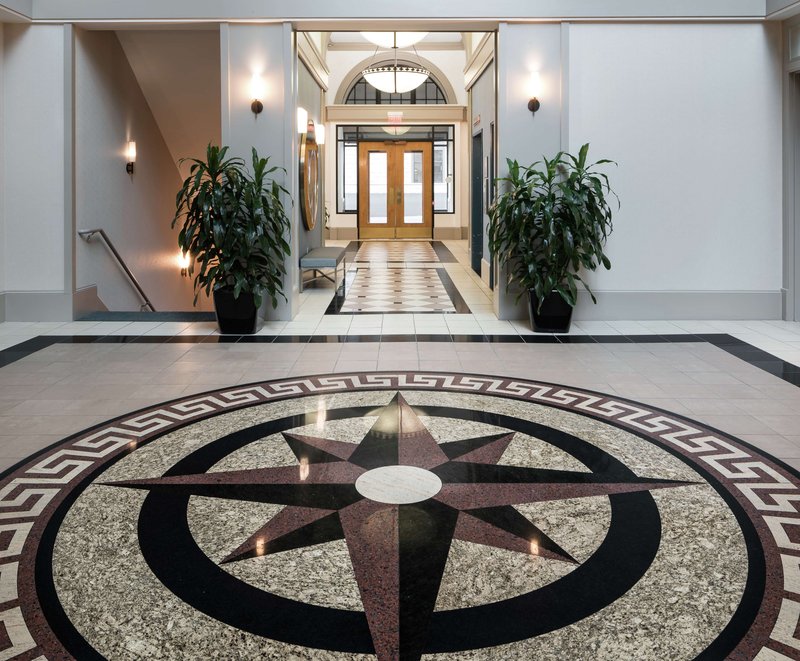 hampton inn and suites atlanta downtown