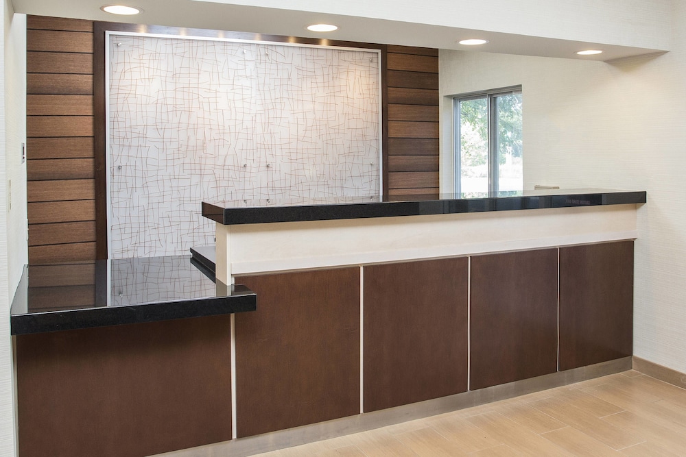 fairfield inn and suites peru