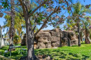 Quality Resort Siesta,Lavington>>Albury,5 star
