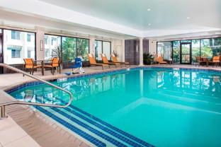 rochester airport marriott