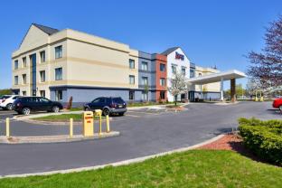 Fairfield Inn Marriott Rochester Airport,Monroe>>Gates,3 star