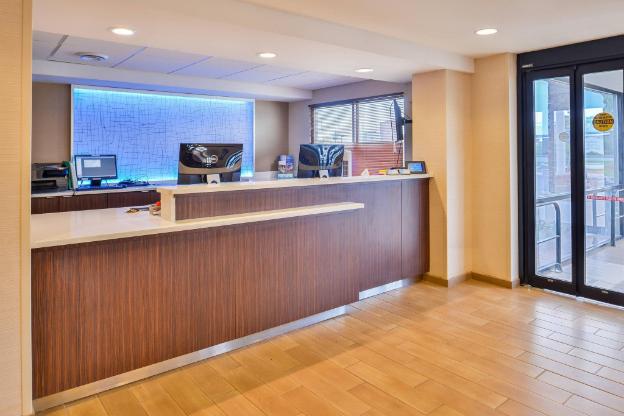 fairfield inn marriott rochester airport