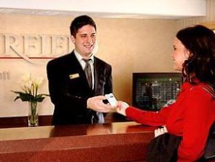 fairfield inn marriott rochester airport