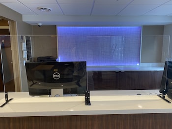 fairfield inn marriott rochester airport