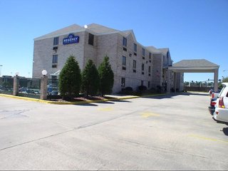Regency Inn & Suites Biloxi,Connected To A Shopping Center,2 star