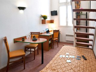 Adagio Access La Defense Place Charras,Hauts-De-Seine>>Courbevoie,3 star