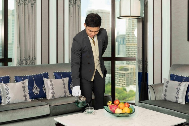 the athenee hotel a luxury collection hotel bangkok