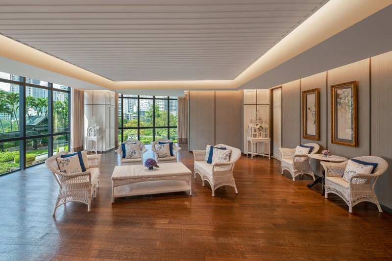 the athenee hotel a luxury collection hotel bangkok