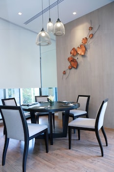 louis tavern hotel don muang