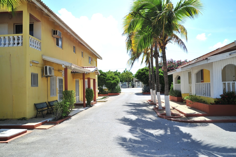 coconut inn
