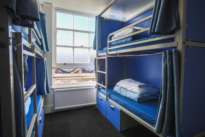 smart hyde park view hostel