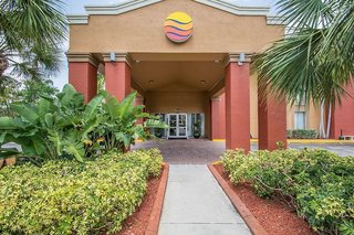 Comfort Inn & Suites Fort Lauderdale West Turnpike,Fort Lauderdale>>Broward County,3 star