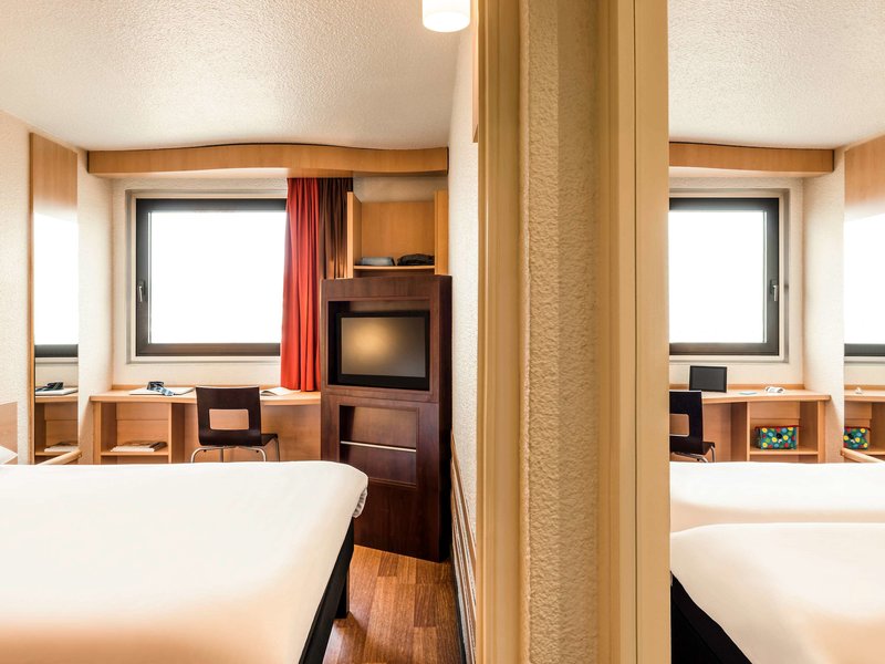 ibis paris 17 clichy batignolles